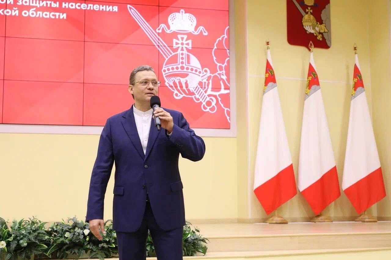 Торжественная церемония награждения лучших работников системы социальной защиты населения в Правительстве области